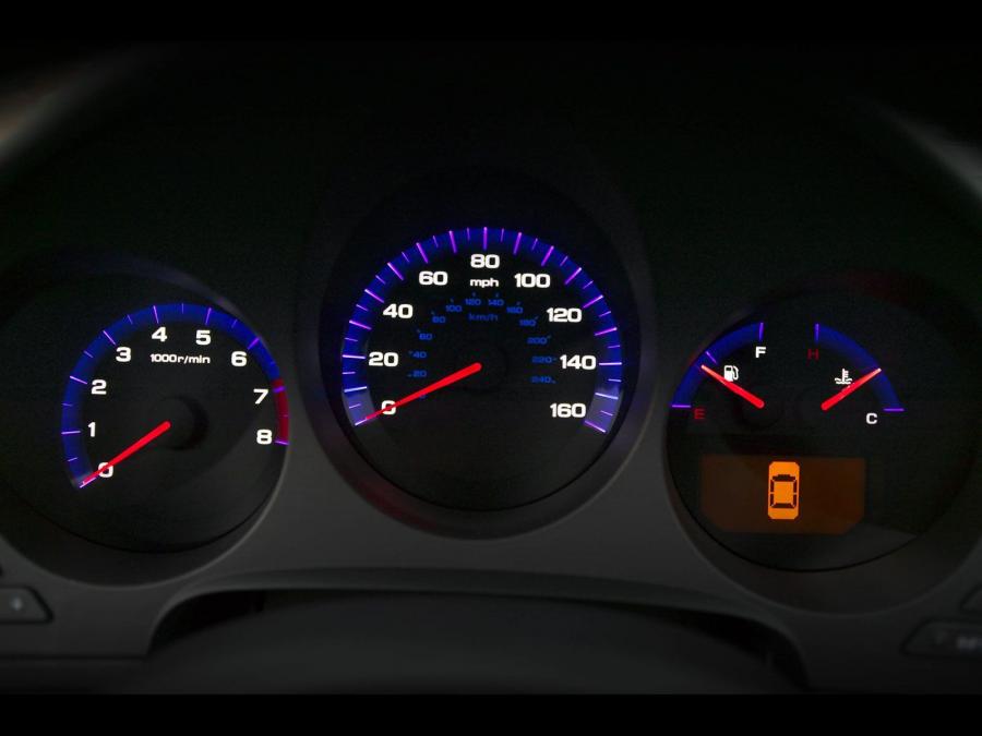 Панель приборов Acura TL 2004 года  (фото 53 из 57)